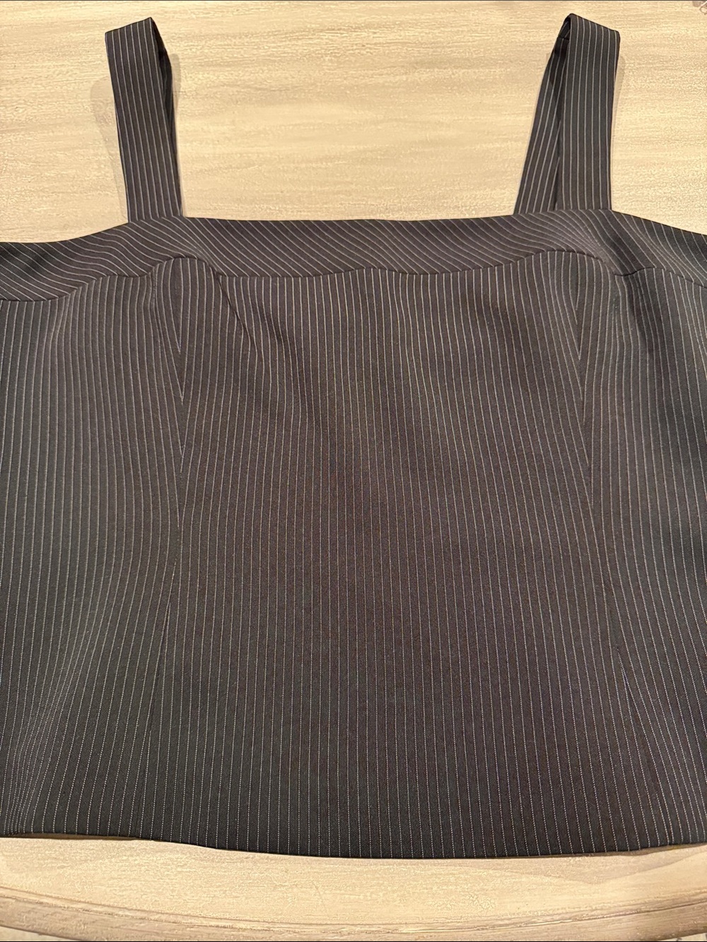 Tahari Arthur S. Levine Black Pinstripe Sleeveless Career Top Blouse Square 18 - Picture 2 of 7